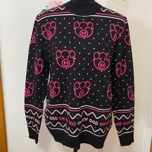 Shane Dawson pig sweater